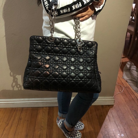 Authentic Dior lambskin tote AND matching wallet - Picture 6 of 8